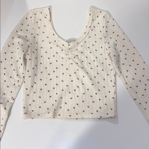 White long sleeve (u neck)